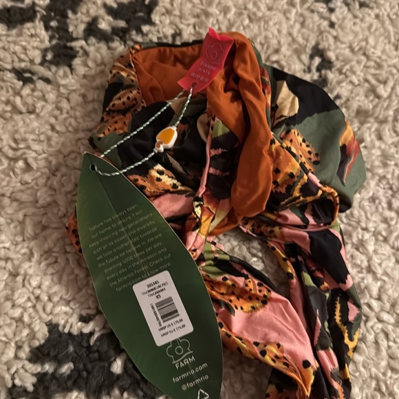 •Farm Rio Toucananas One Piece• - Picture 4 of 4